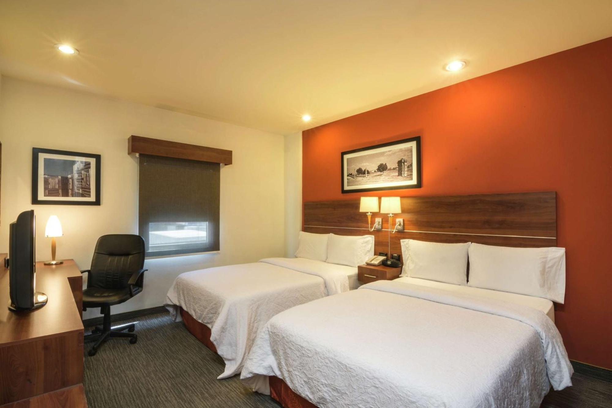 Hampton By Hilton San Juan Del Rio Hotel Exterior foto