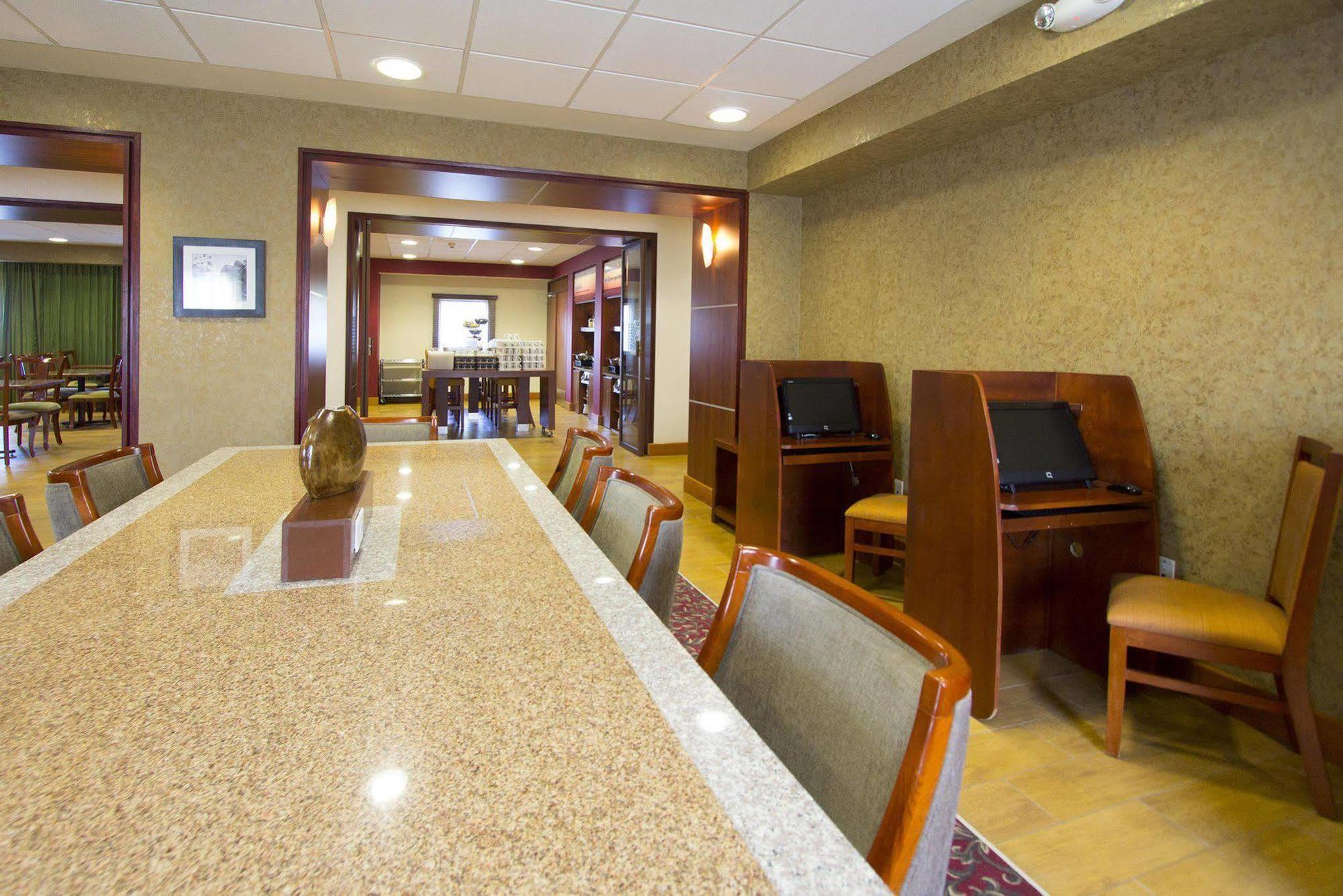 Hampton By Hilton San Juan Del Rio Hotel Exterior foto